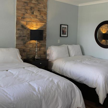 Studiotel Bromont Luaran gambar